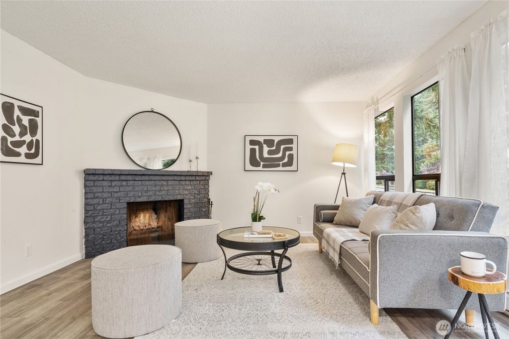 Photo of 1600 149 Place SE #2, Bellevue, WA 98007 (MLS # 2351709)