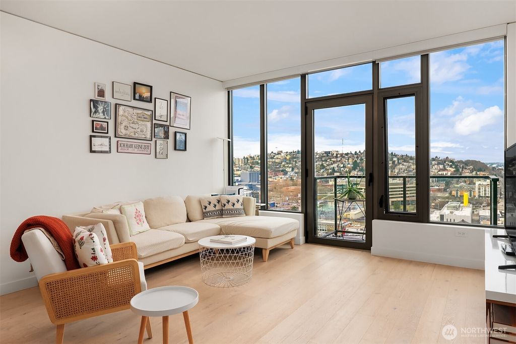 Photo of 2510 6th Avenue #1401, Seattle, WA 98121 (MLS # 2476821)