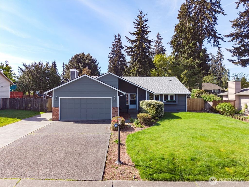 Photo of 5306 169th Place SW, Lynnwood, WA 98037 (MLS # 2517909)