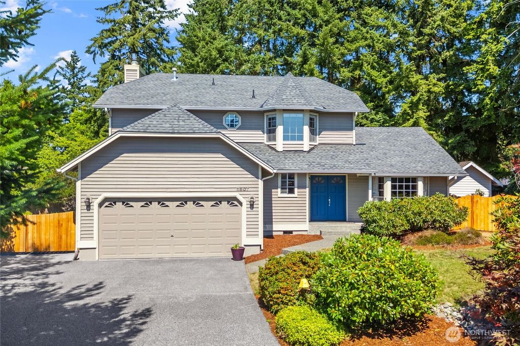 Photo of 6807 185th Street SW, Lynnwood, WA 98037 (MLS # 2412325)