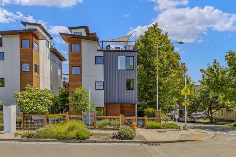 1534 25th Avenue S Seattle WA 98144