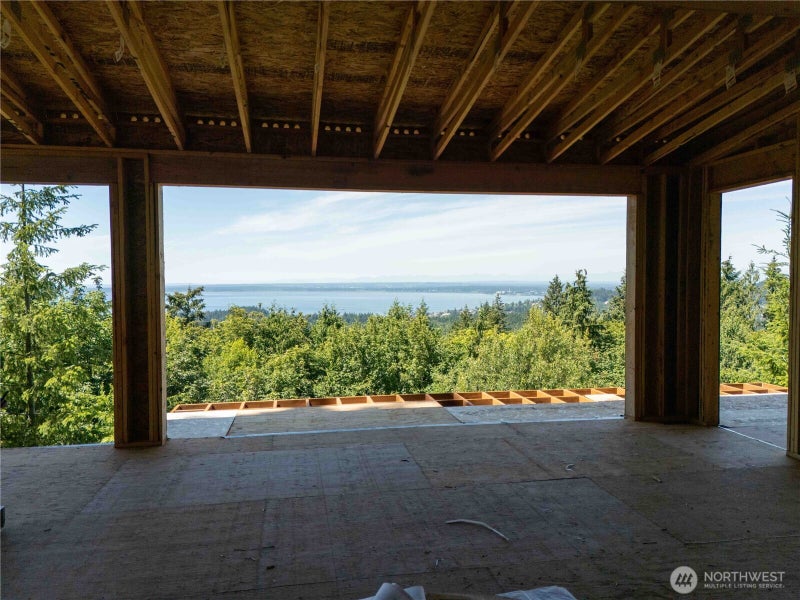 1697 Chuckanut Crest Drive