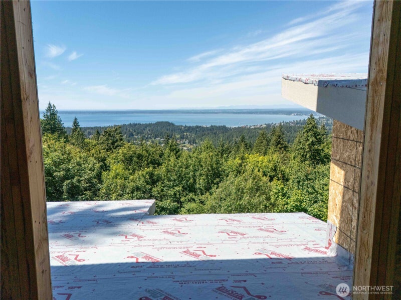 1697 Chuckanut Crest Drive