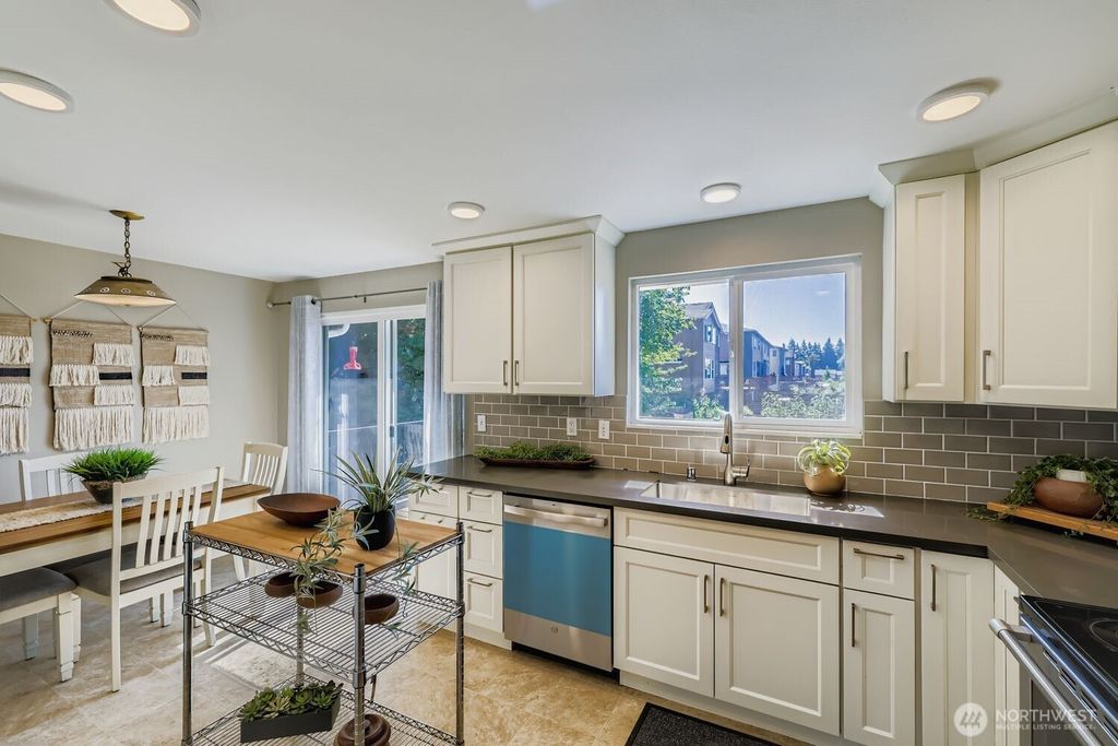 Photo of 12635 NE 154th Street, Woodinville, WA 98072 (MLS # 2435214)