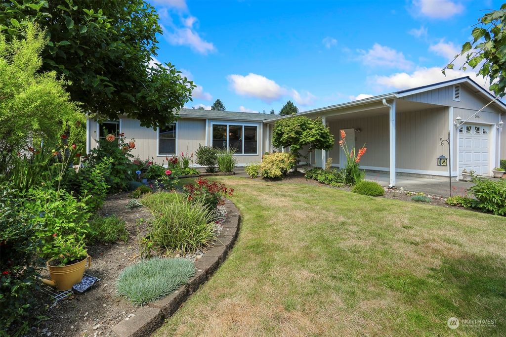 Photo of 24306 9th Avenue W, Bothell, WA 98021 (MLS # 2144557)