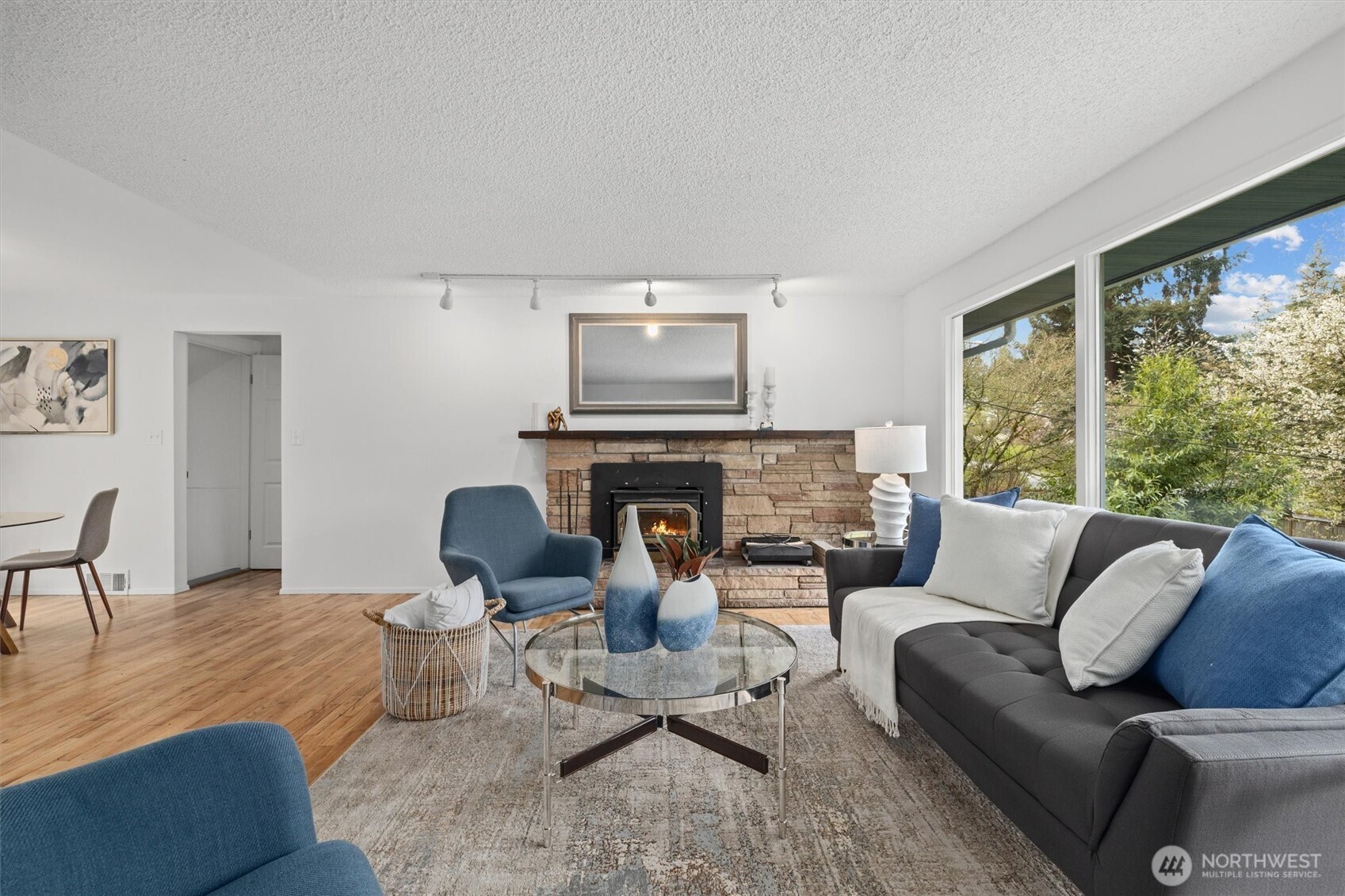 325 NE 178th Street