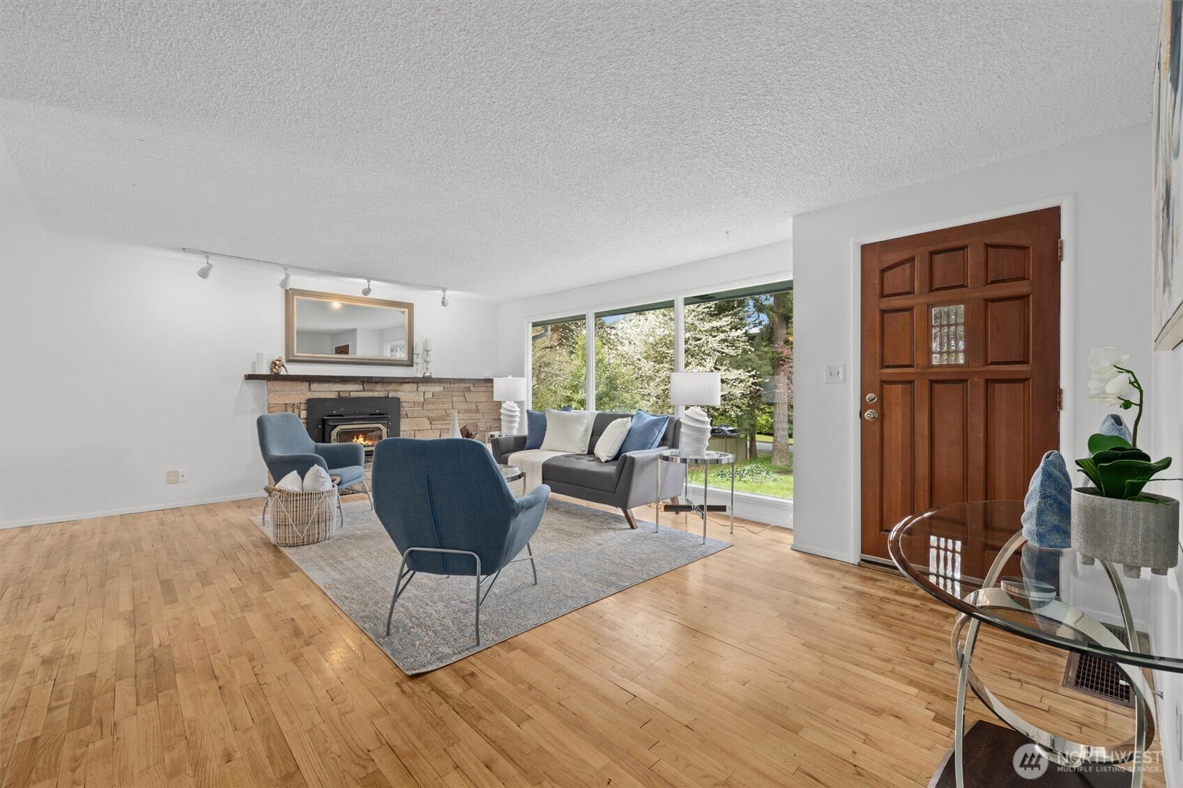 325 NE 178th Street