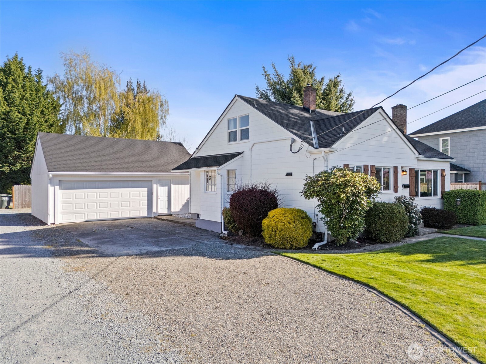 713 4th Avenue SW