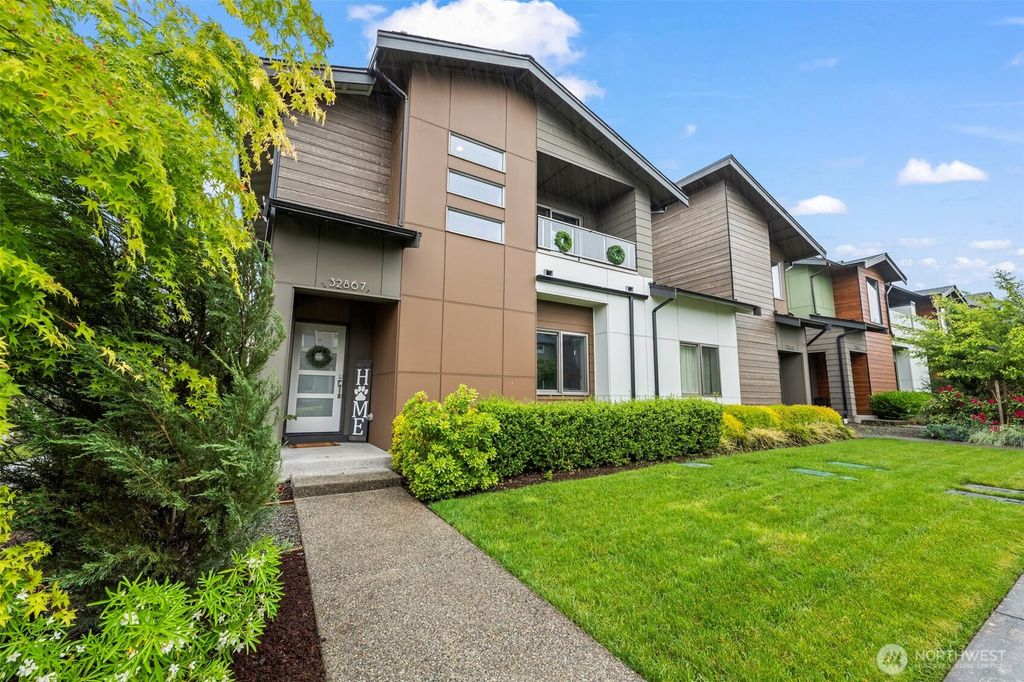Photo of 32867 Madrona Avenue SE, Black Diamond, WA 98010 (MLS # 2389051)