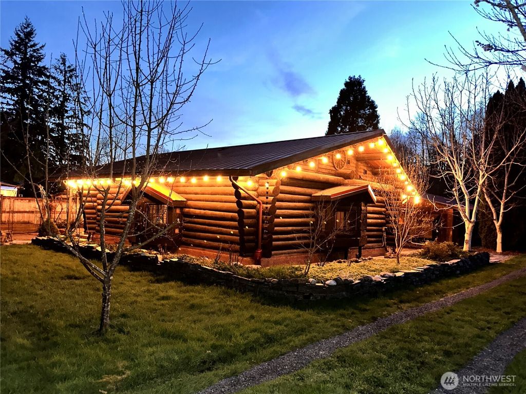 Photo of 30508 223rd Avenue NE, Arlington, WA 98223 (MLS # 2520237)
