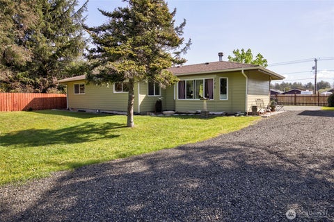 Photo of 248 NW ensign Avenue, Ocean Shores, WA 98569 (MLS # 2522031)