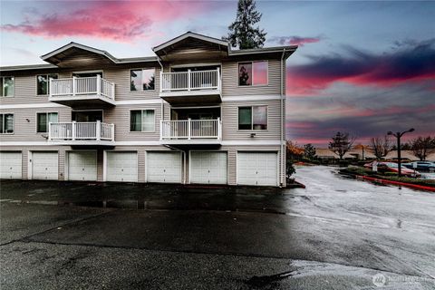 Photo of 1910 W Casino Road #334, Everett, WA 98204 (MLS # 2438731)