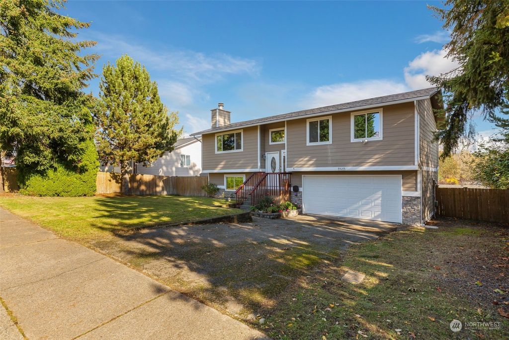 Photo of 9529 64th Drive NE, Marysville, WA 98270 (MLS # 2304145)