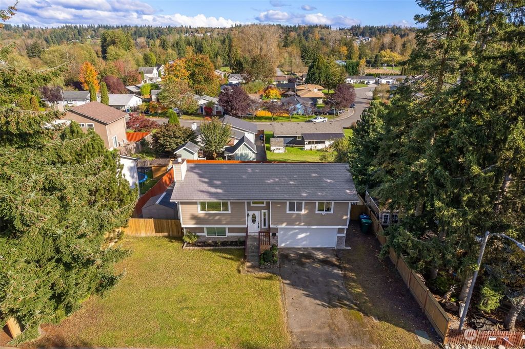 Photo of 9529 64th Drive NE, Marysville, WA 98270 (MLS # 2304145)