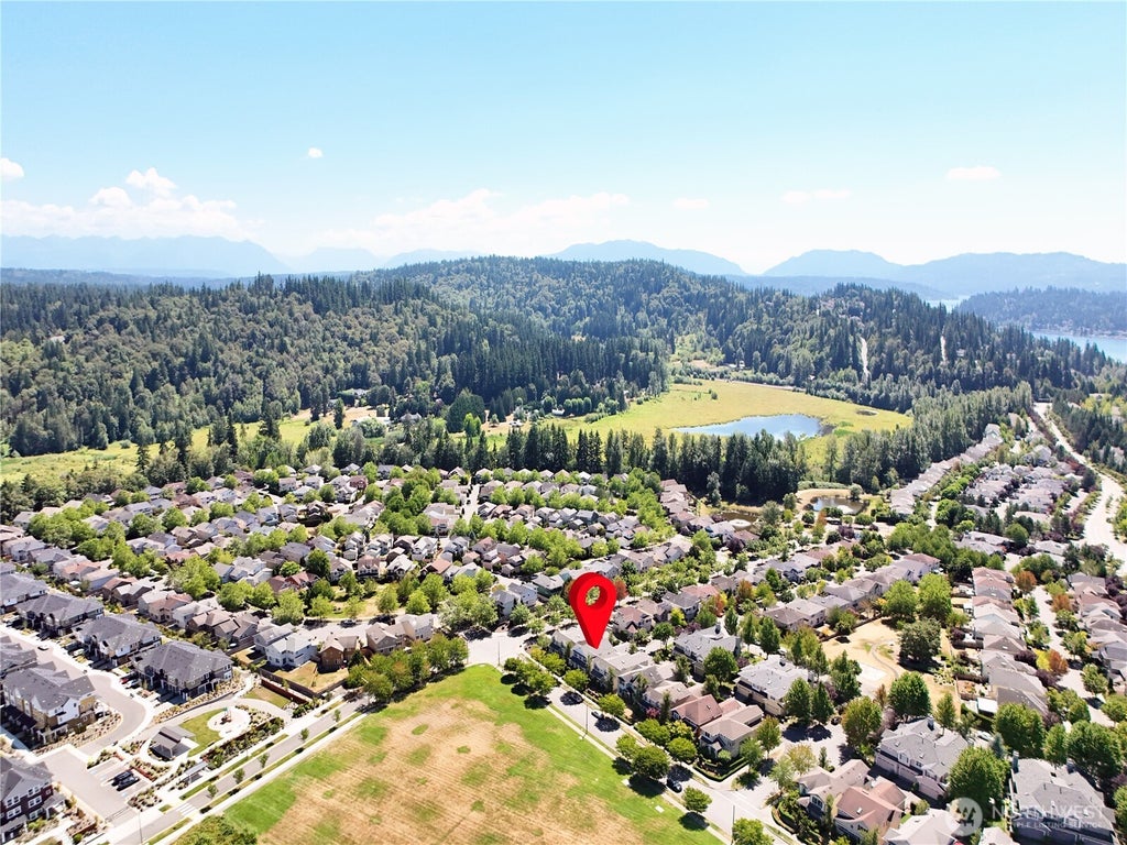 Photo of 19003 NE 68th Street, Redmond, WA 98052 (MLS # 2562950)