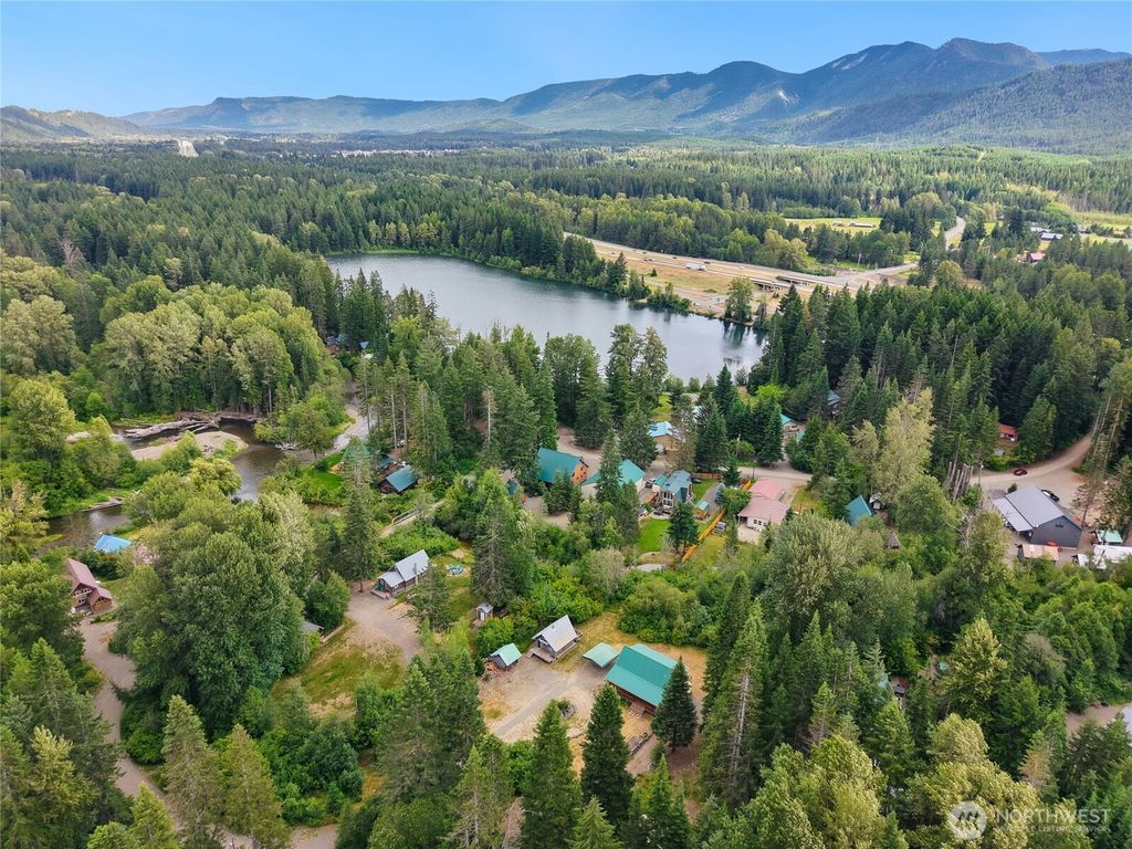 Photo of 230 Shady Glen Drive, Easton, WA 98925 (MLS # 2548224)