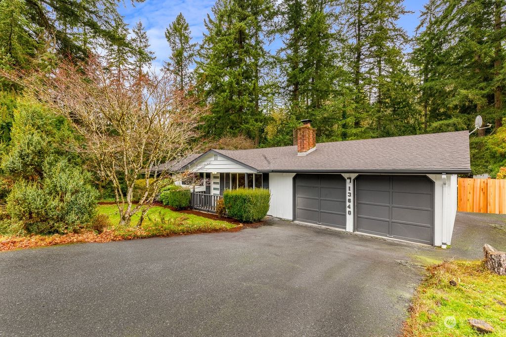 Photo of 13640 197th Avenue SE, Renton, WA 98059 (MLS # 2195918)