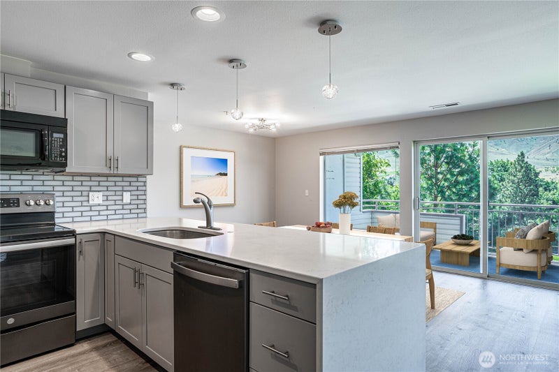 808 W Manson Highway B202