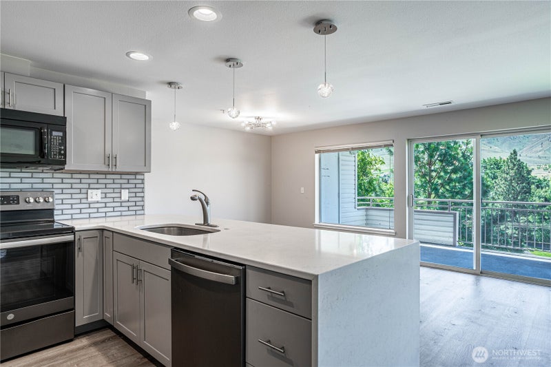 808 W Manson Highway B202