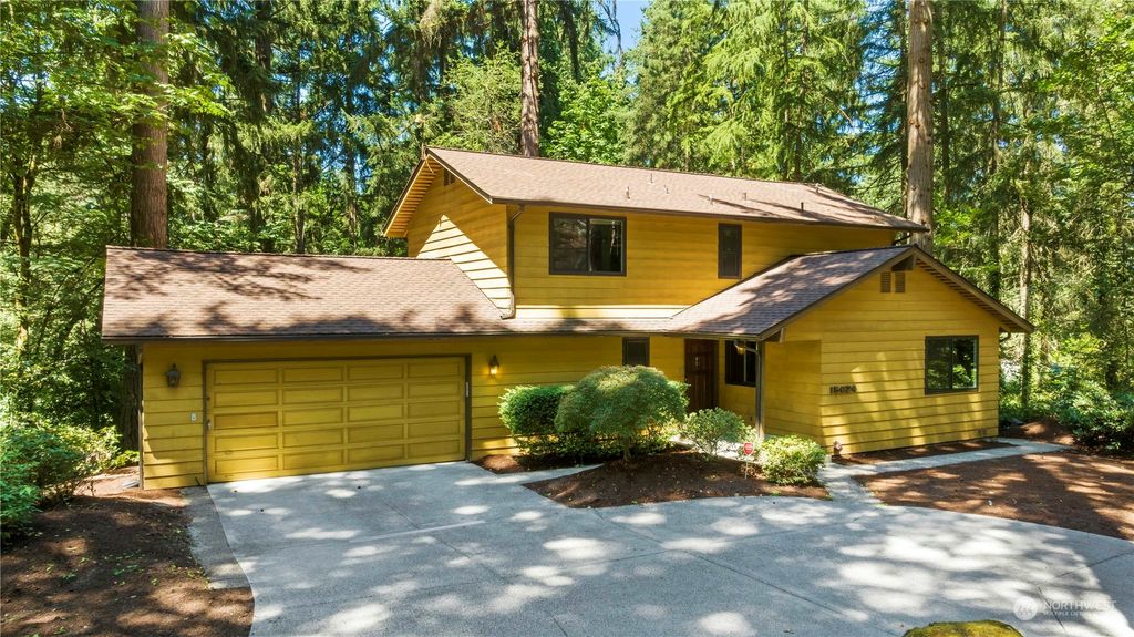 Photo of 15624 SE Newport Way, Bellevue, WA 98006 (MLS # 2138798)