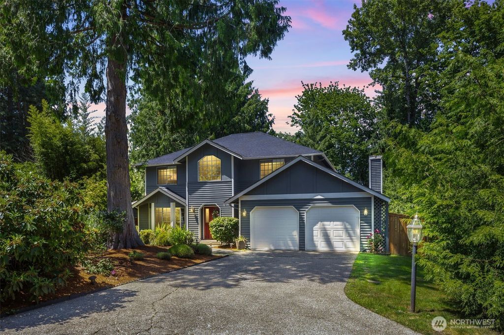 Photo of 695 Jasmine Place NW, Issaquah, WA 98027 (MLS # 2379058)