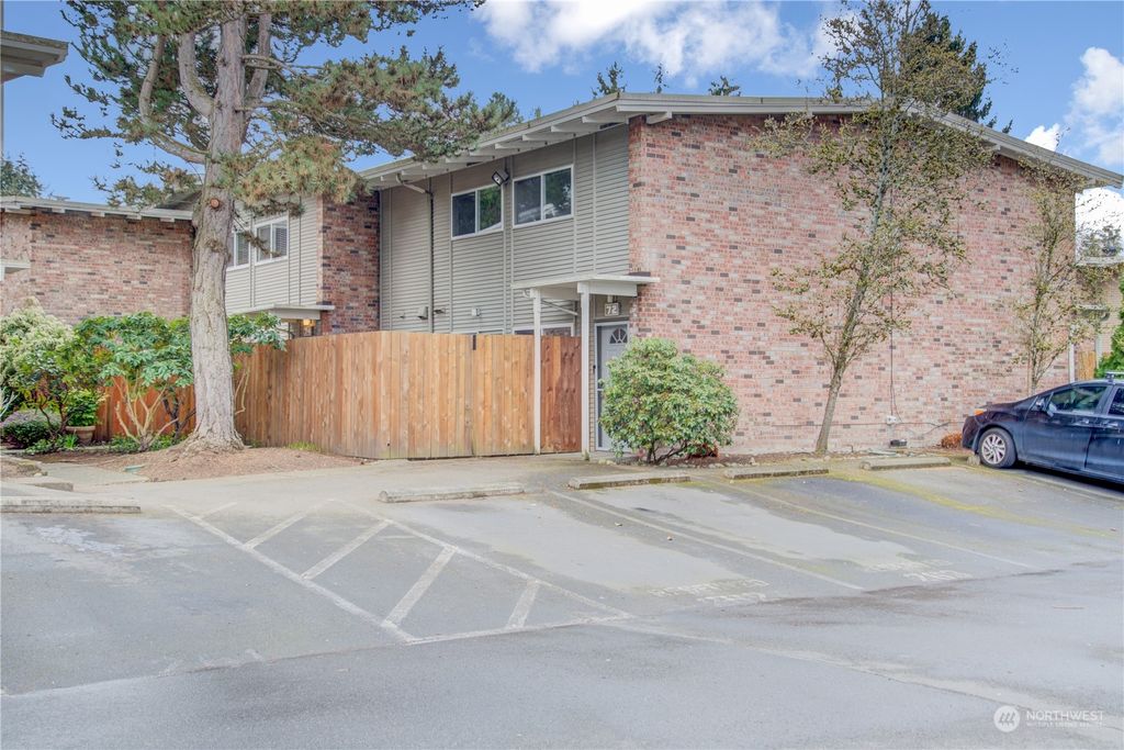 Photo of 12221 SE 59th Street #72, Bellevue, WA 98006 (MLS # 2048530)