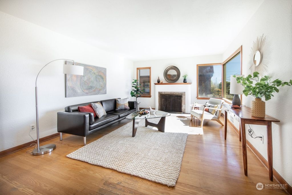 Photo of 7330 10th Avenue NW, Seattle, WA 98117 (MLS # 2252757)