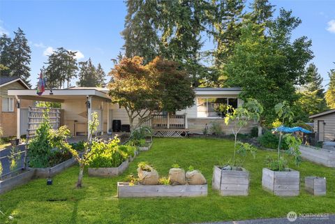 Photo of 21903 82nd Place W, Edmonds, WA 98026 (MLS # 2539101)