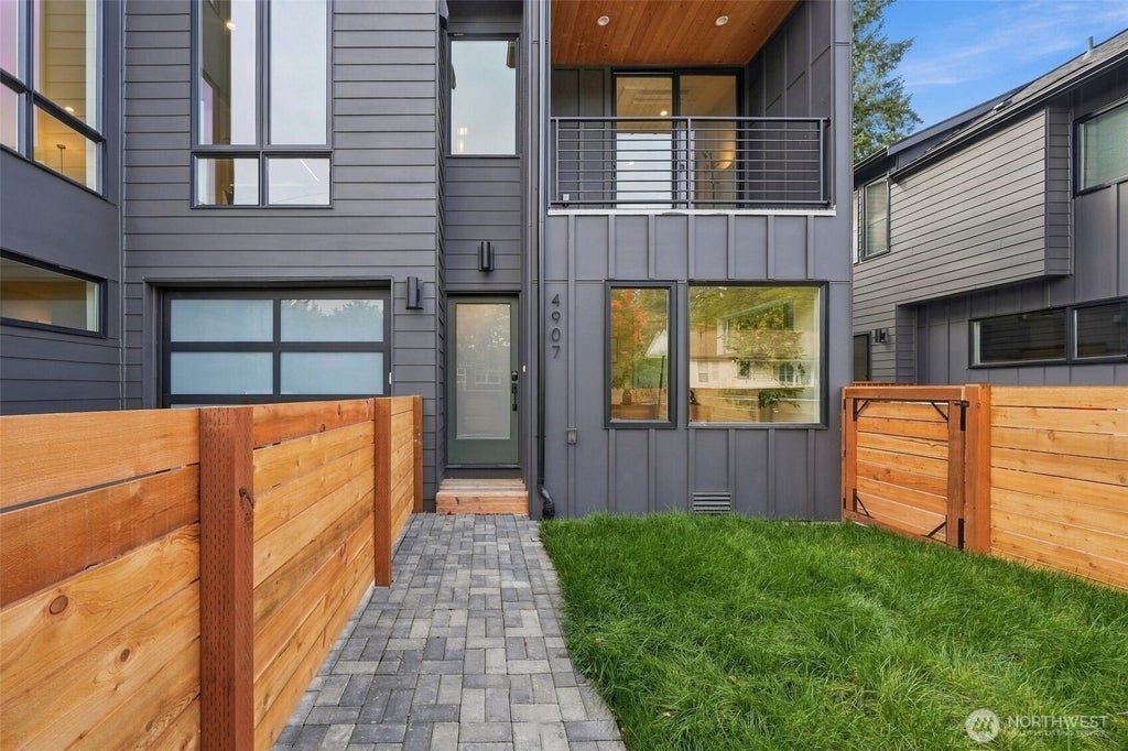 Photo of 4907 SW Canada Drive, Seattle, WA 98136 (MLS # 2566424)