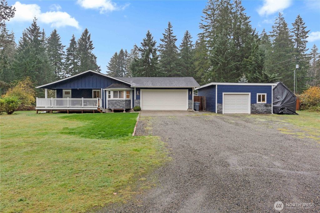 Photo of 12414 134th Avenue NW, Gig Harbor, WA 98329 (MLS # 2456218)