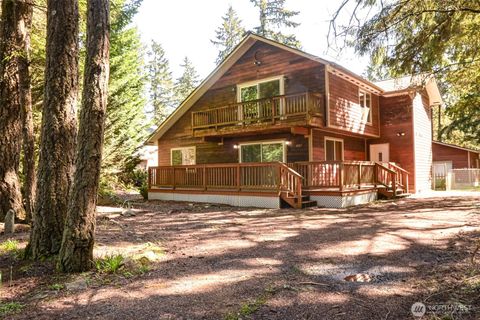 Photo of 11117 Minterwood Drive NW, Gig Harbor, WA 98329 (MLS # 2456325)