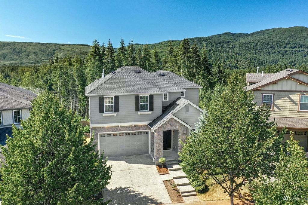 Photo of 34019 SE Mahonia Street, Snoqualmie, WA 98065 (MLS # 1983297)