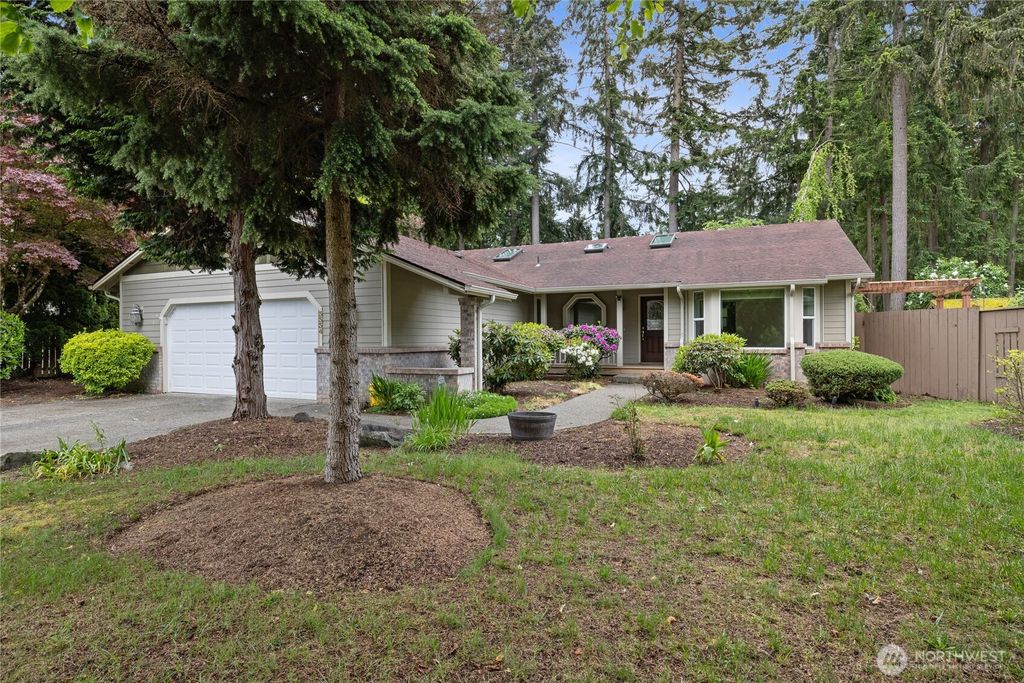 Photo of 3334 Mercedes Drive NE, Lacey, WA 98516 (MLS # 2522352)