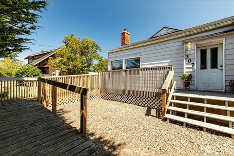 A home in Coupeville