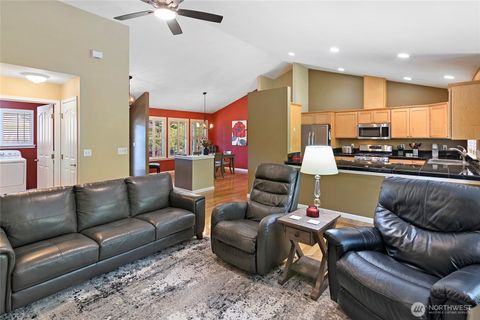 3703 Trout Brook Lane Bremerton WA 98311