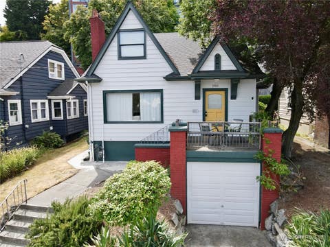 Photo of 1915 Dexter Avenue N, Seattle, WA 98109 (MLS # 2568235)