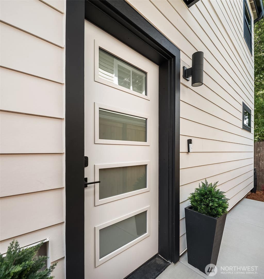 Photo of 3513 SW Austin Street, Seattle, WA 98126 (MLS # 2569727)