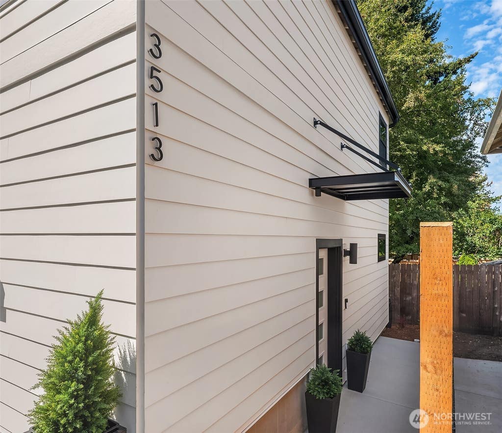 Photo of 3513 SW Austin Street, Seattle, WA 98126 (MLS # 2569727)