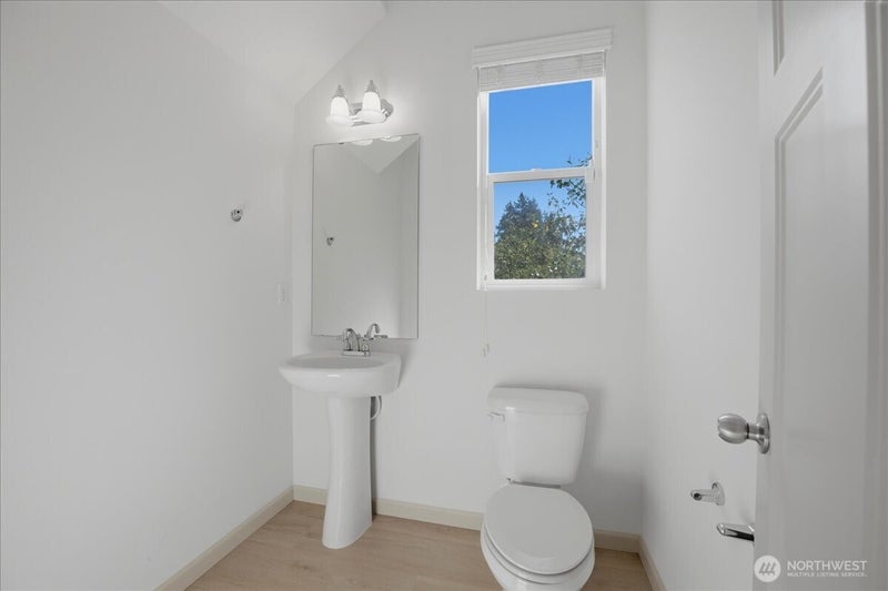 21602 NW Monterey Loop