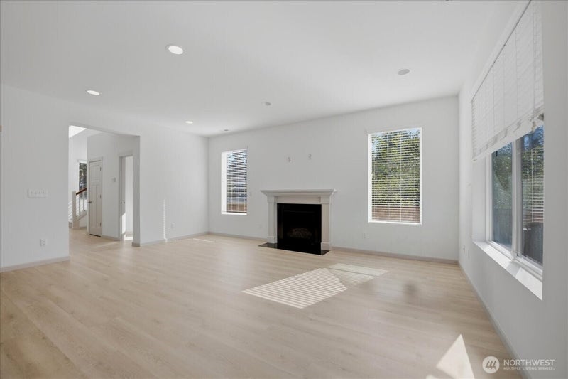 21602 NW Monterey Loop
