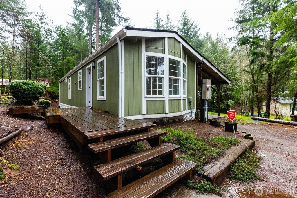 Photo of 100 E Kilmarnock Rd, Shelton, WA 98584 (MLS # 2473347)