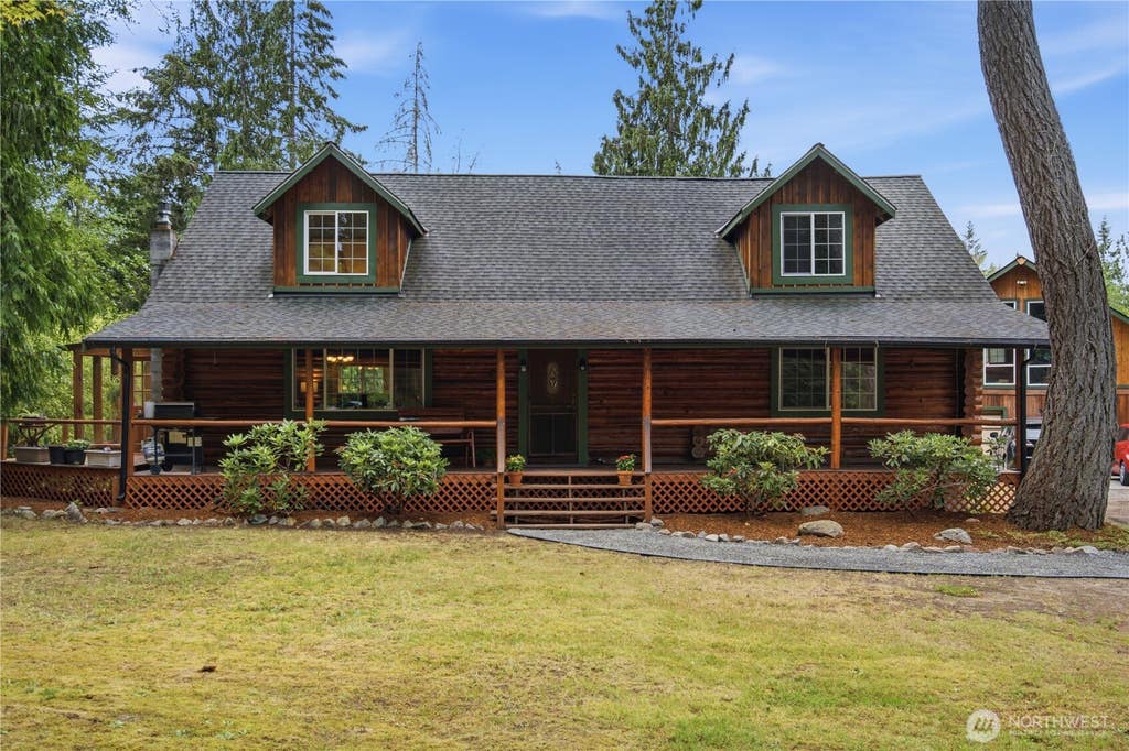 Photo of 7697 SE Willock Road, Olalla, WA 98359 (MLS # 2528702)