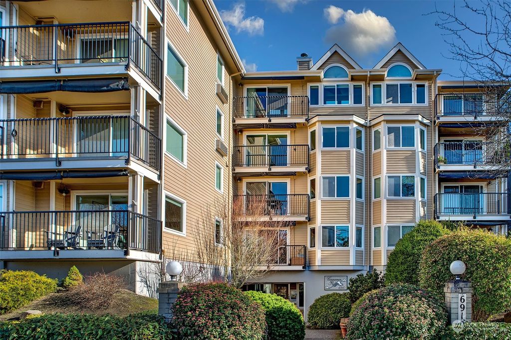 Photo of 6910 California Avenue SW #36, Seattle, WA 98136 (MLS # 2328169)
