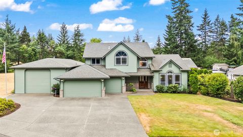 Photo of 2426 SE Celebrity Court, Port Orchard, WA 98367 (MLS # 2405033)