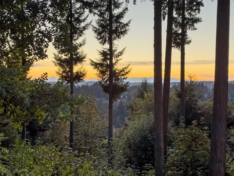 Photo of 17315 102nd Avenue NE, Bothell, WA 98011 (MLS # 2595001)