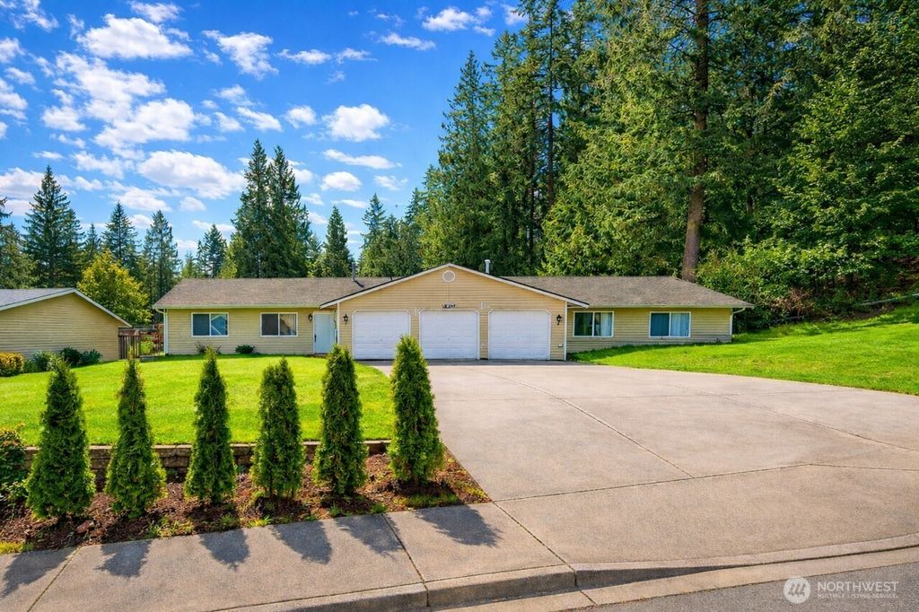 Photo of 19307 75th Street E, Bonney Lake, WA 98391 (MLS # 2498950)