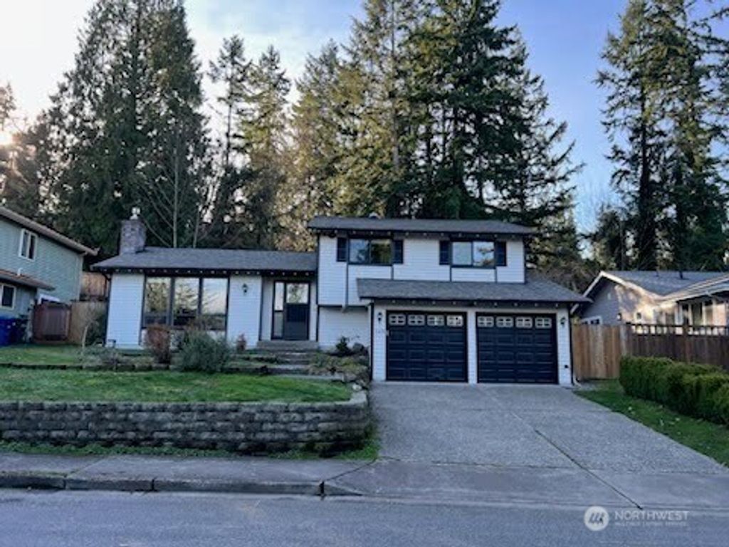 Photo of 3215 170th Avenue NE, Bellevue, WA 98008 (MLS # 2479222)