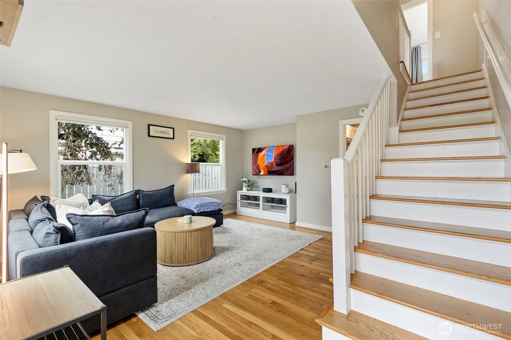 Photo of 3008 31st Avenue W, Seattle, WA 98199 (MLS # 2580209)