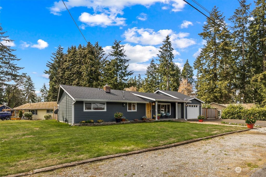 Photo of 6302 231st Street SW, Mountlake Terrace, WA 98043 (MLS # 2049833)