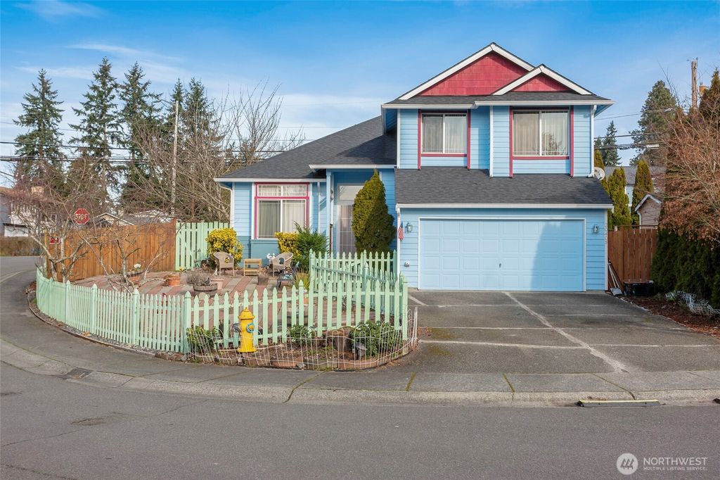 Photo of 20405 24th Avenue W, Lynnwood, WA 98036 (MLS # 2500060)